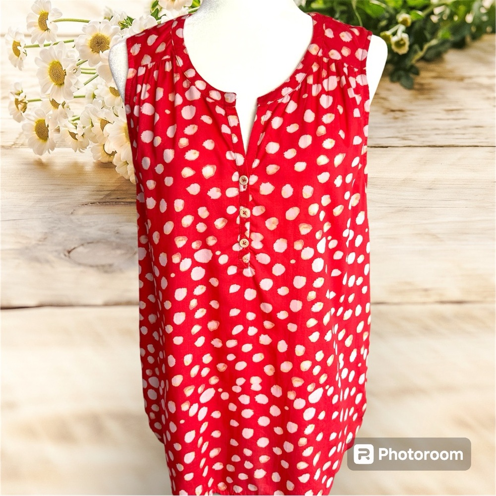 Velvet by Graham & Spencer Febe Royalty
Sleeveless Polka Dot Tank Top Blouse